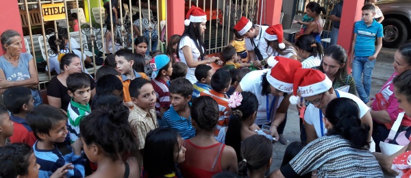 Consulado de Colombia en Barinas realizó un circuito navideño en las poblaciones donde se encuentra comunidad colombiana de escasos recursos del Estado 
