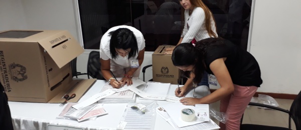 El Consulado de Colombia en Barinas dio apertura oficial a las elecciones en el exterior para Congreso de la República