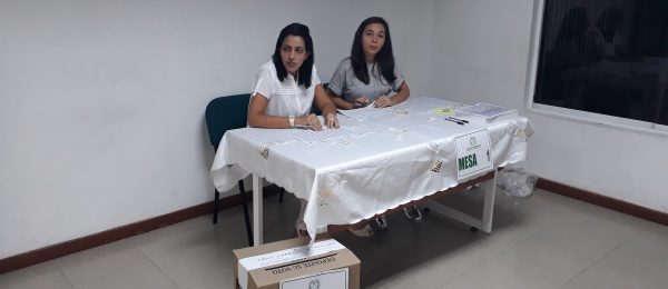 Inició la jornada electoral en el Consulado de Colombia en Barinas